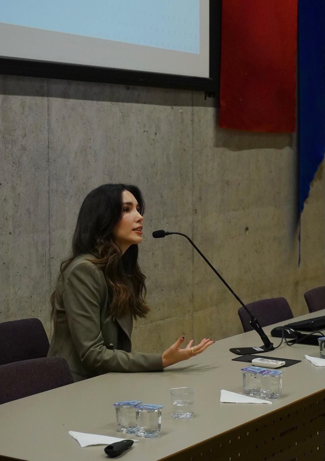 Ece Demir-2