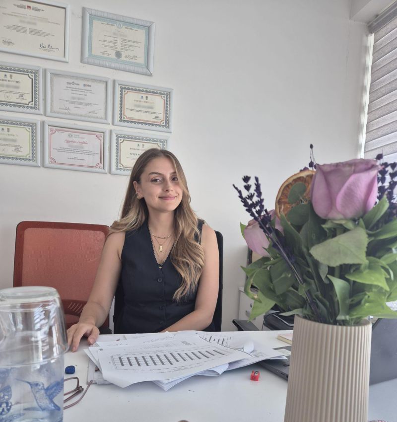Feyza Yaren Şahiner-1