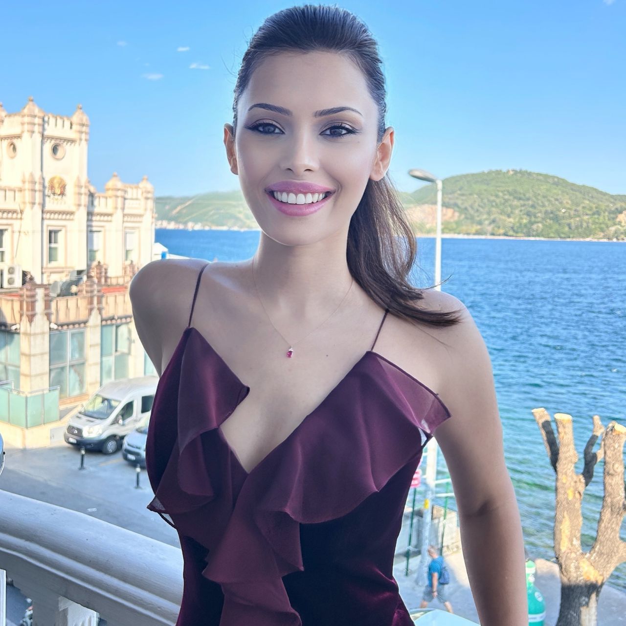 Fahriye Nuşin Akbaş-0