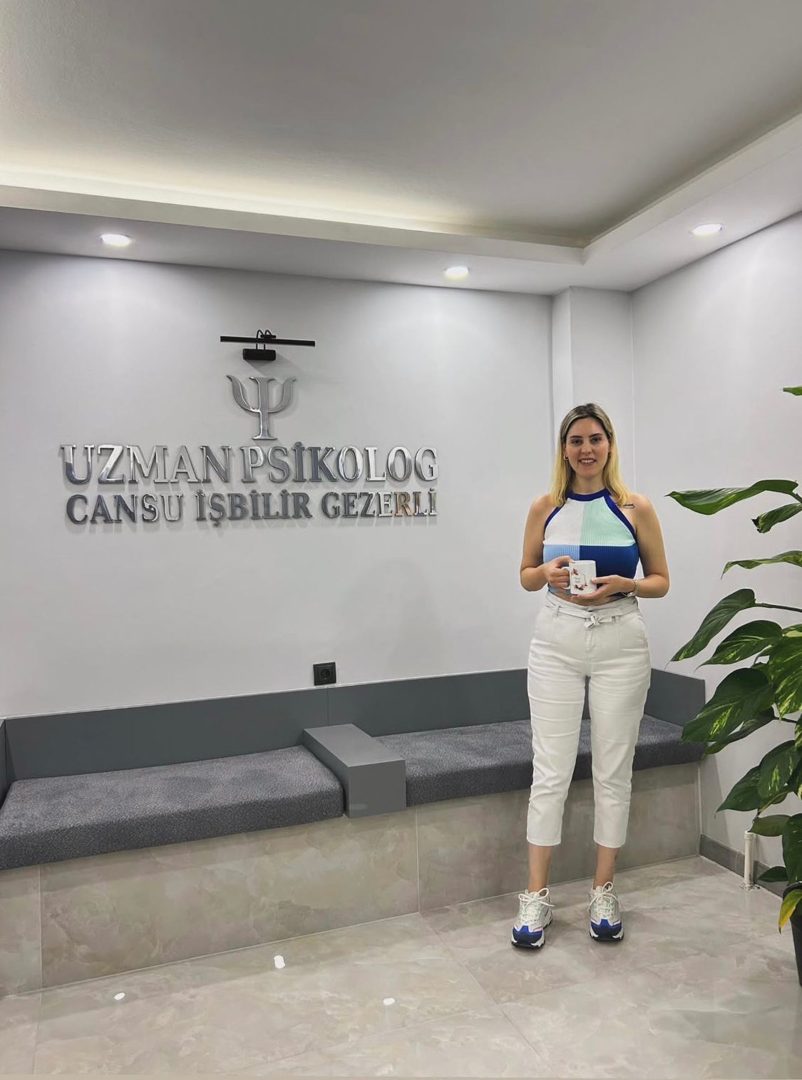 Cansu İşbilir-26