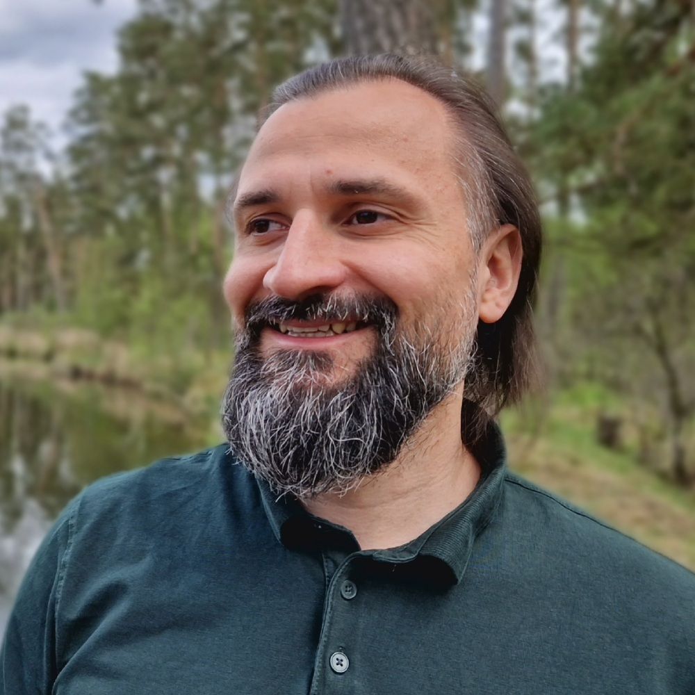 Robert Bezdziecki-0