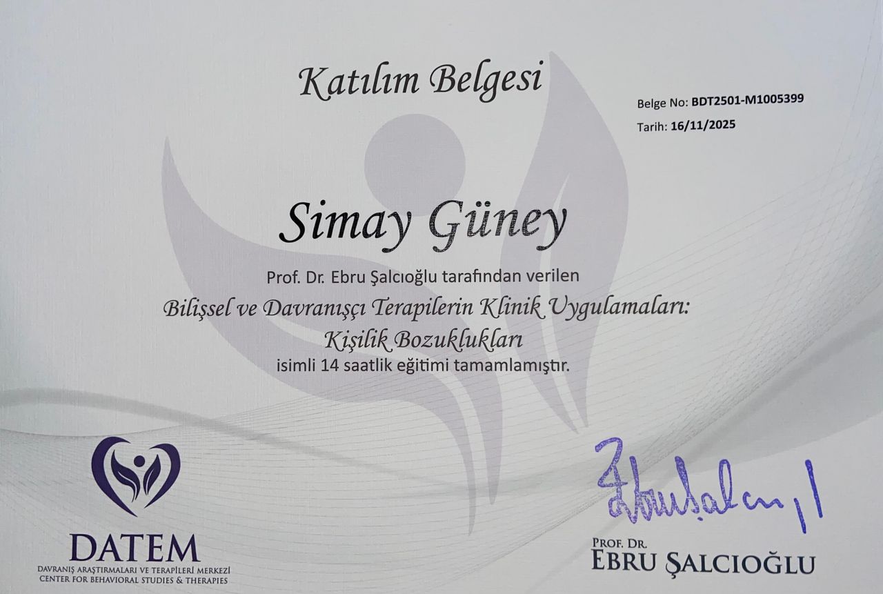 Simay Güney-13
