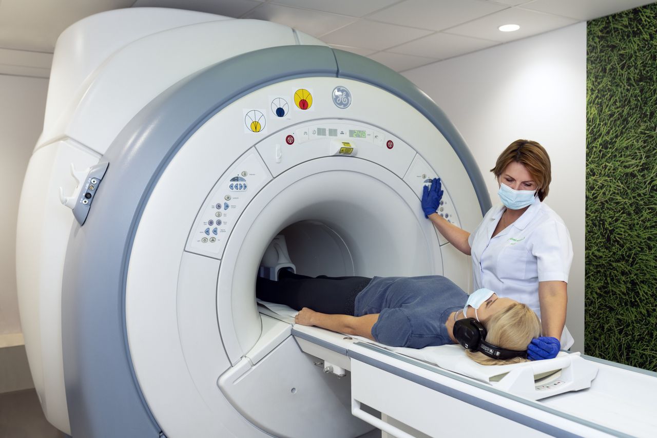 Rezonans Magnetyczny Enel-Sport Łazienkowska-2