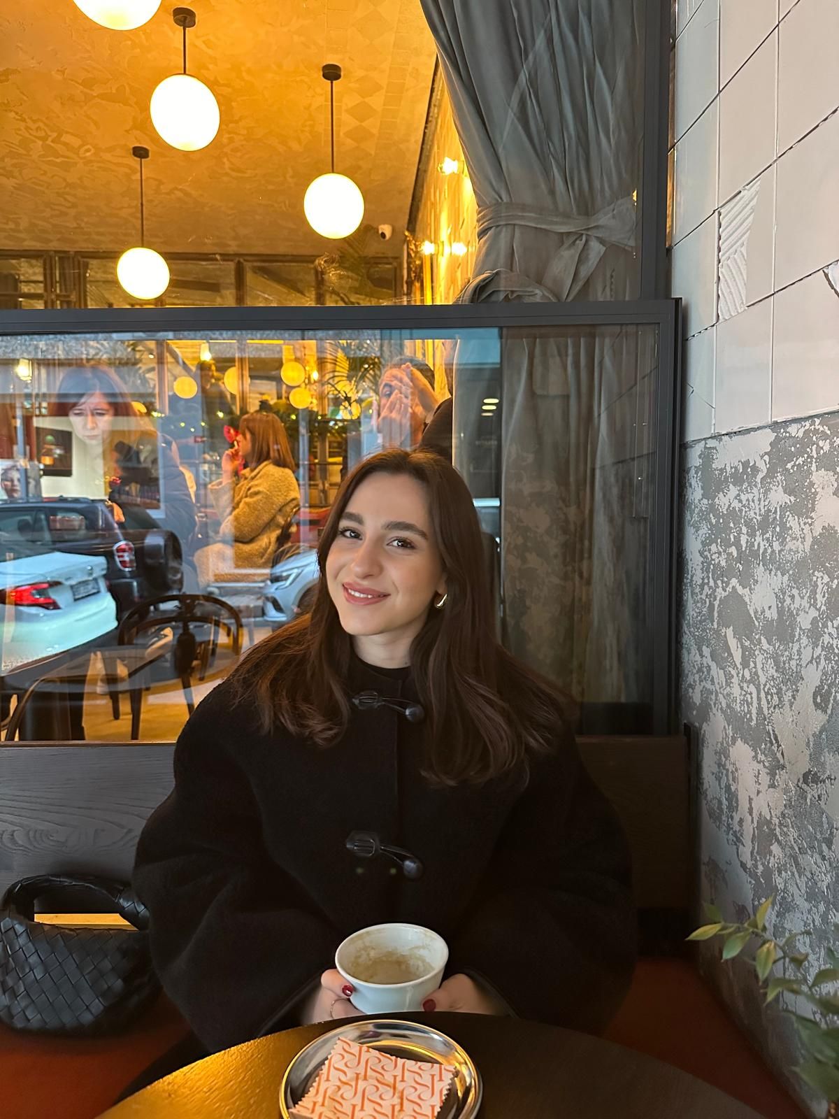Hande Şükür-0