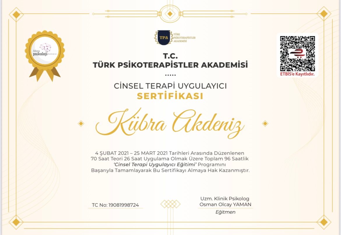 Kübra Akdeniz-10