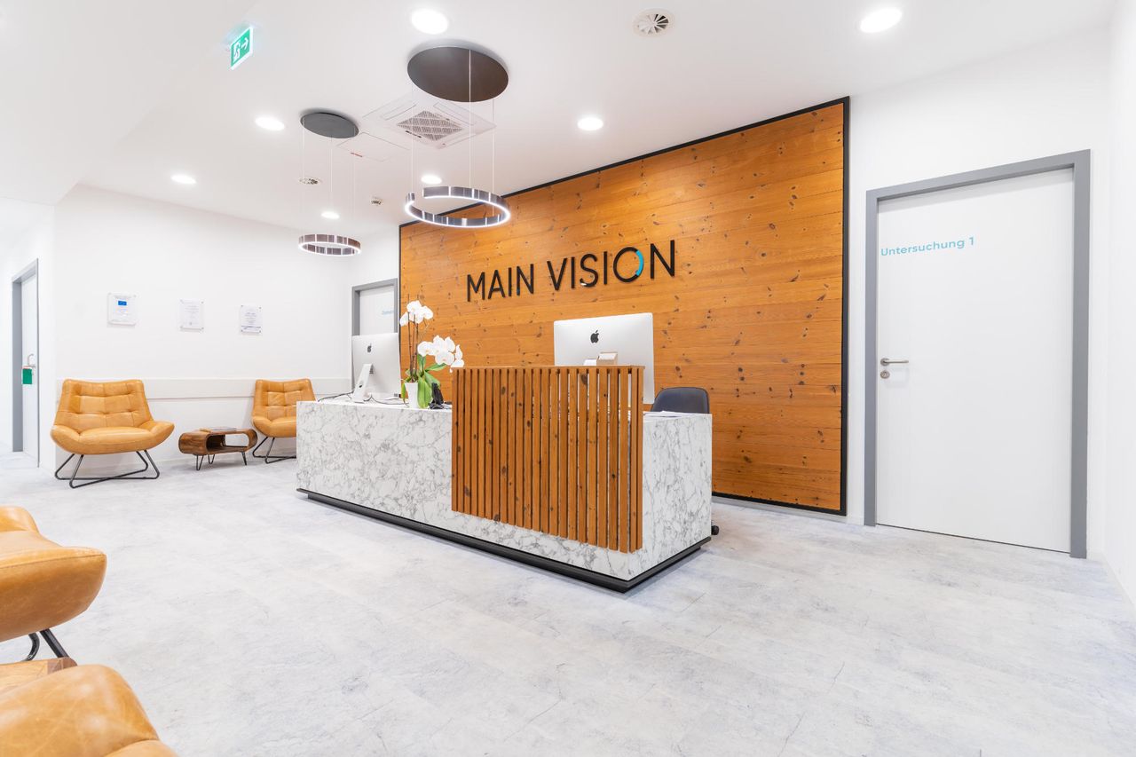 Parviz Rafiezadeh, Doktora-Ye-Pezeshki-7