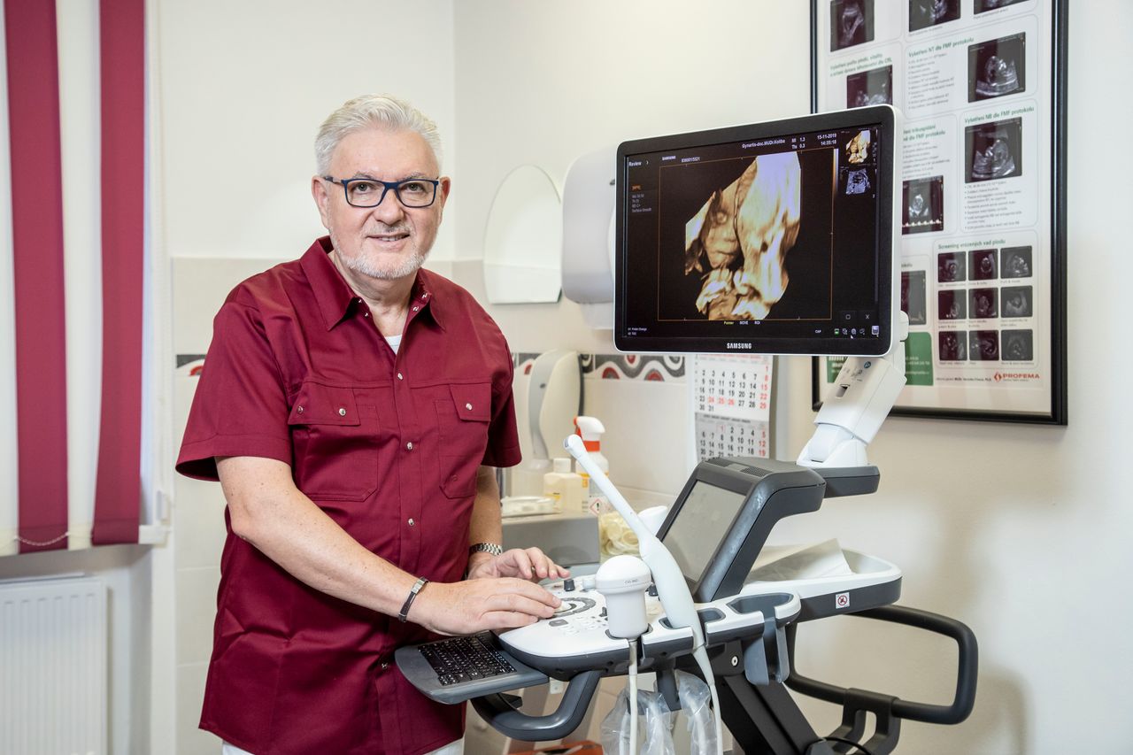 Peter Koliba, Csc.-3