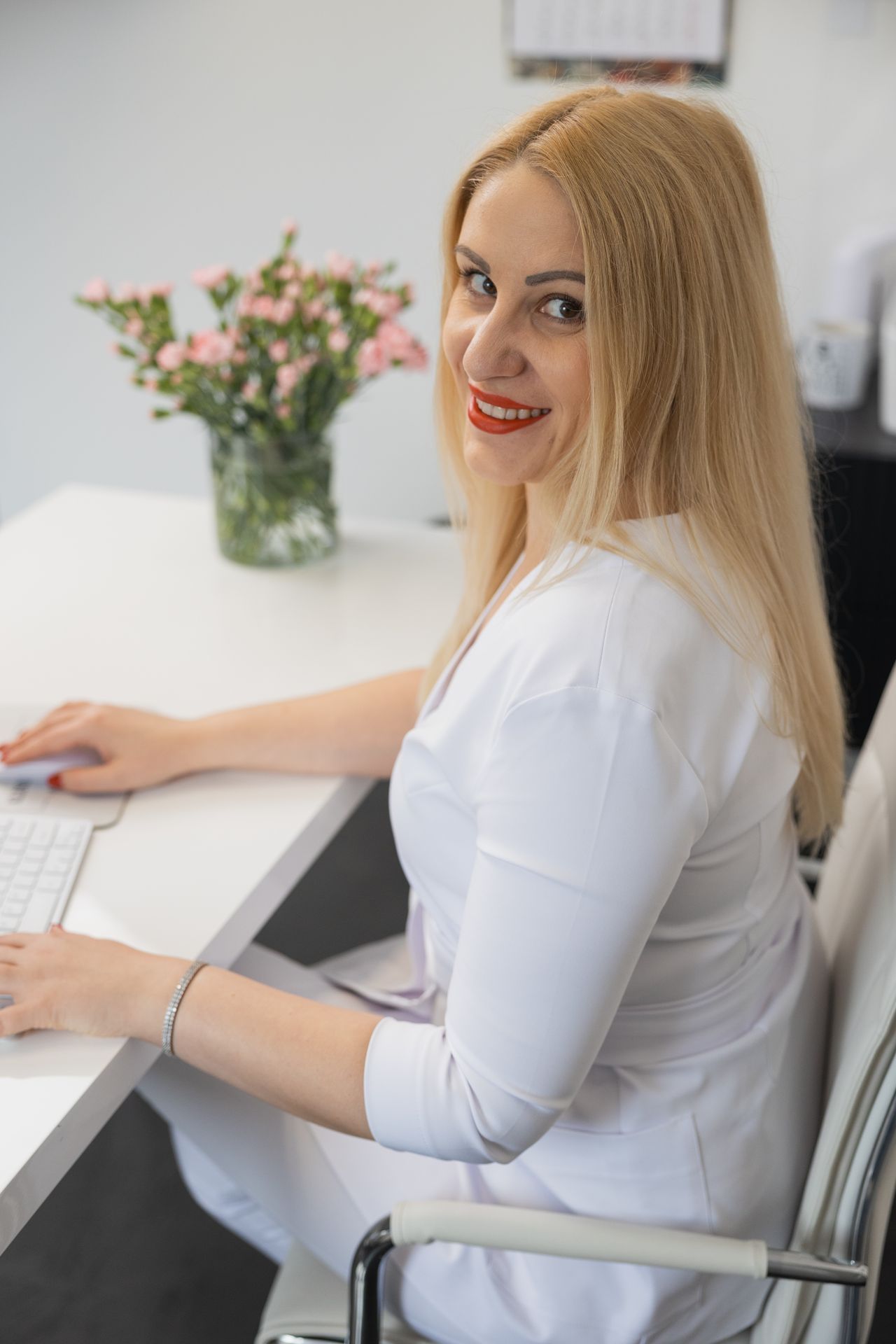 Magdalena Mitrowska - Guźmińska-0