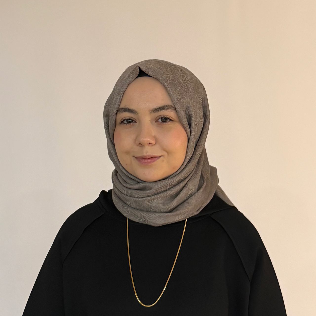 Betül Tıraş-0