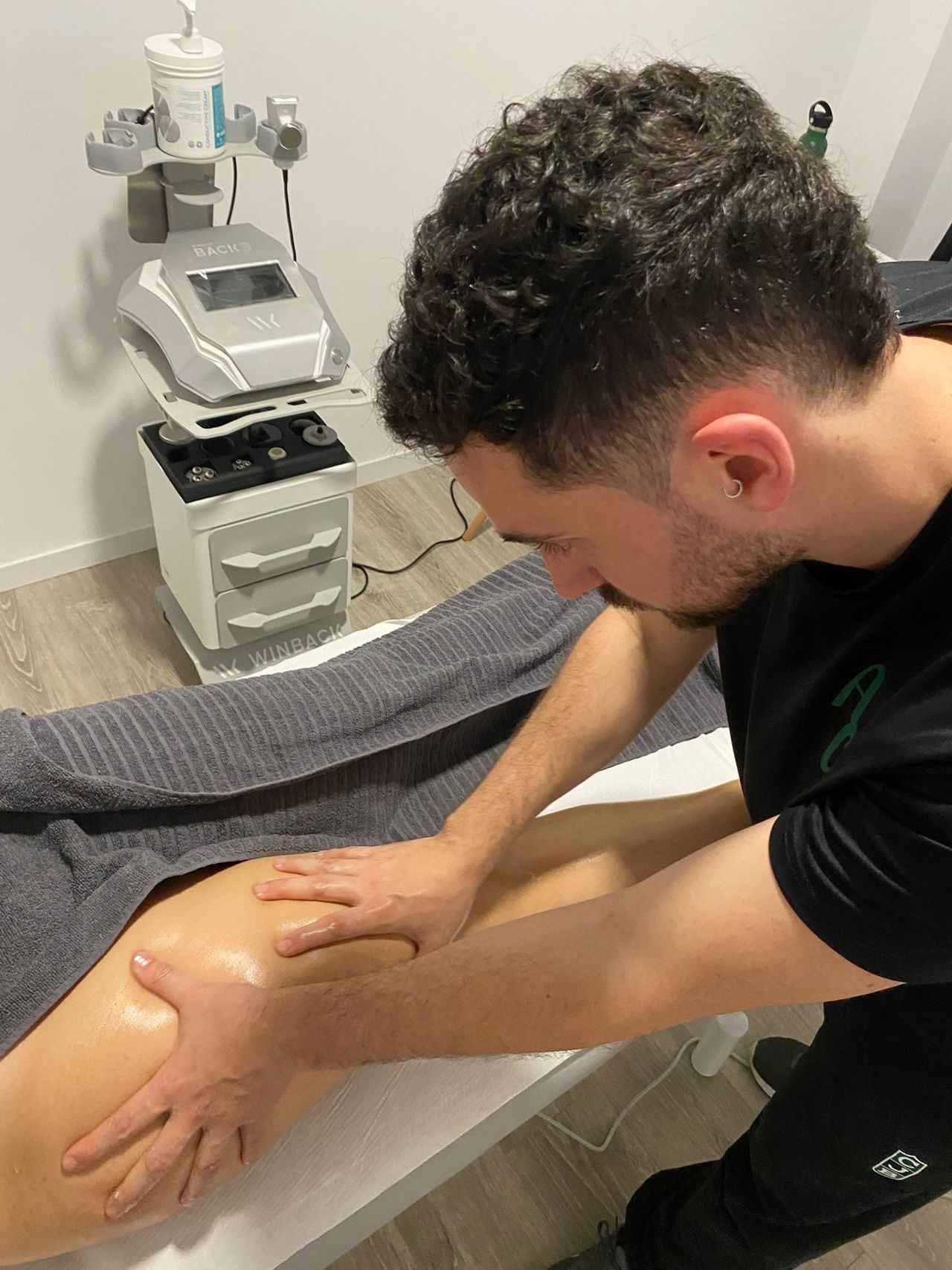 Albert Caballero Cespedes-1