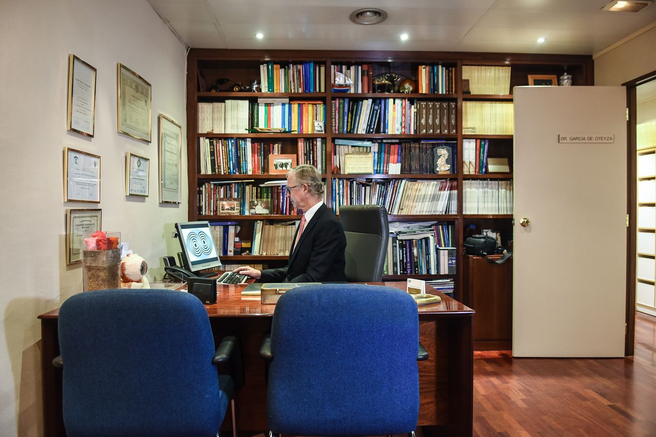 Gonzalo García De Oteyza Delbès-4