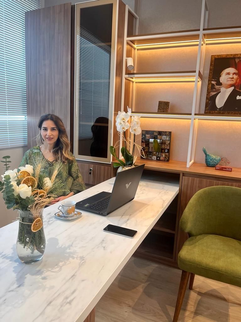 Oya Yeşim Hacımustafaoğlu Utkan-1