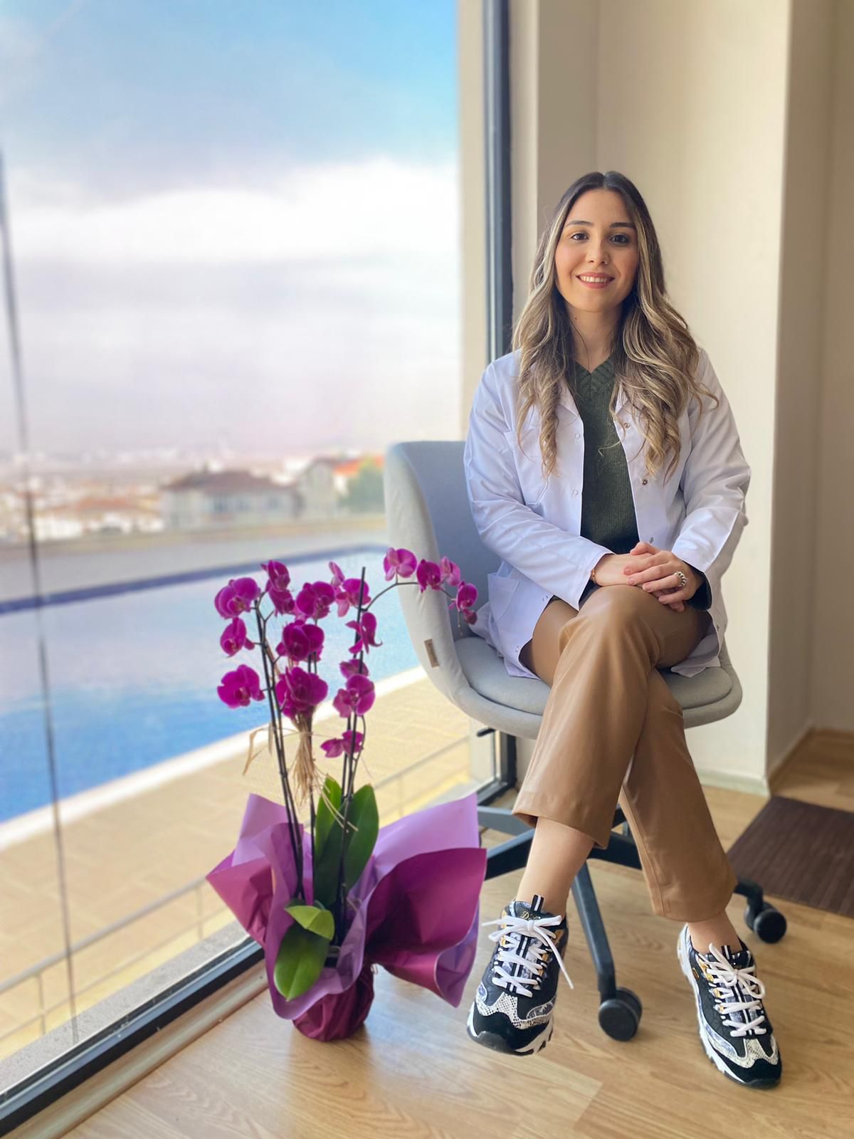 Simay Yağcı Önen-3