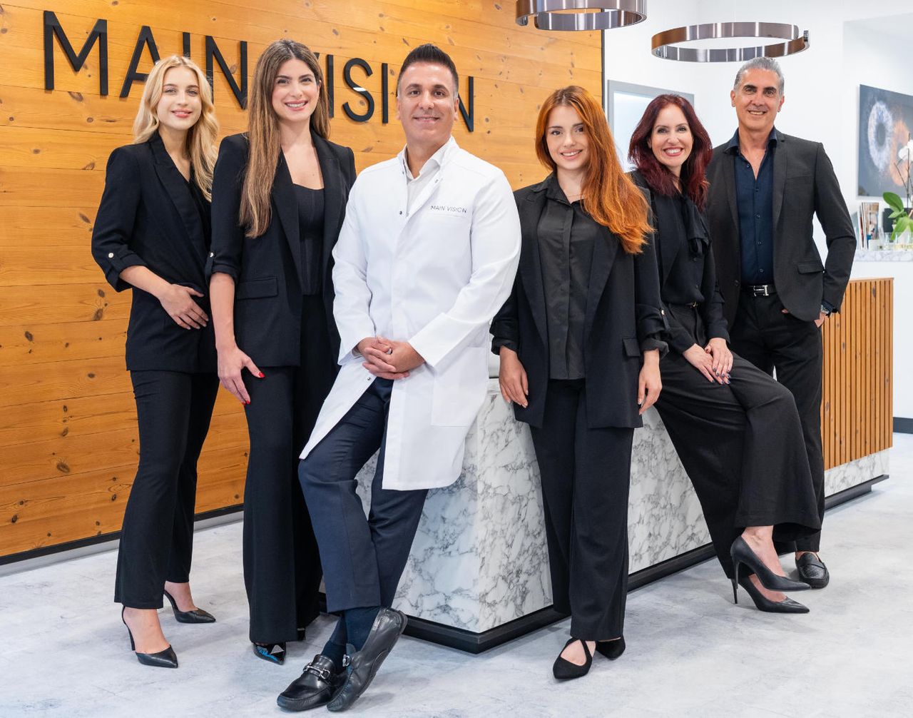 Parviz Rafiezadeh, Doktora-Ye-Pezeshki-0