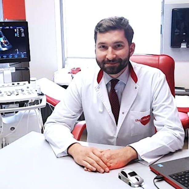 Aleksander Siniarski-0