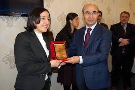 Emel Koyuncu Kütük-3