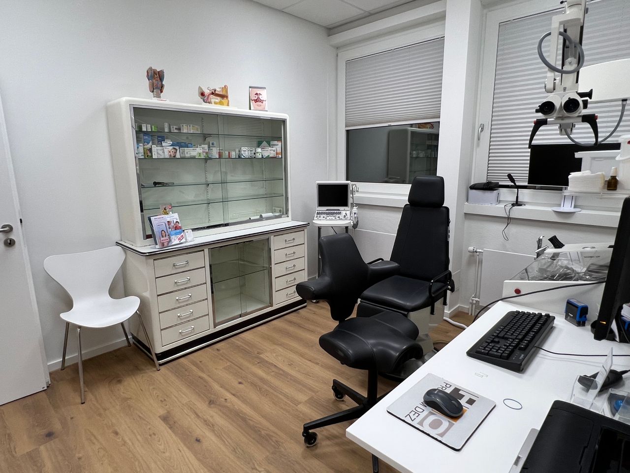 Michael Schneider-11