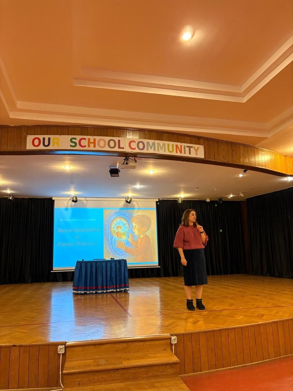 Vuslat Ecem Güneş Altıparmak-1