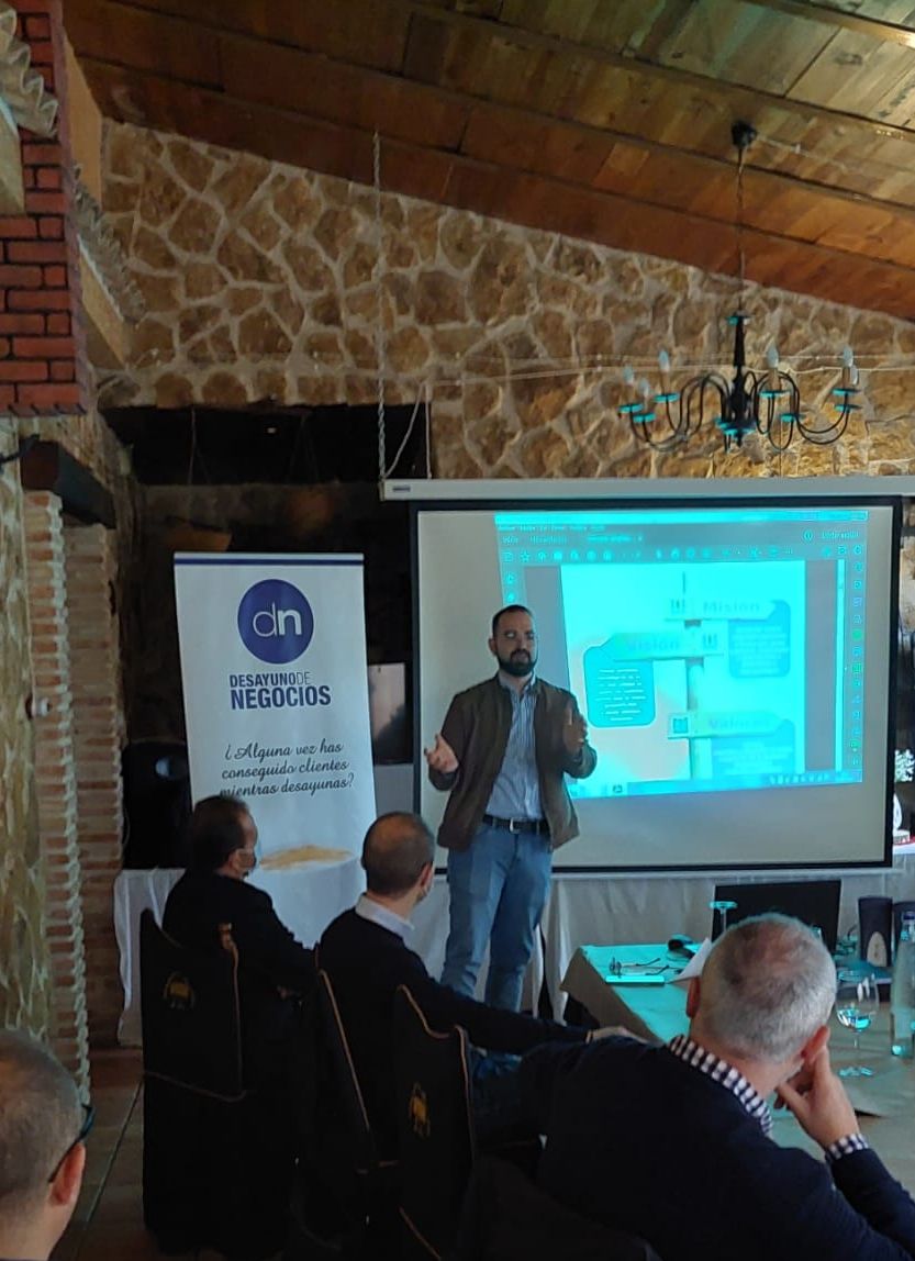 Arturo Hernández Cerezo-22