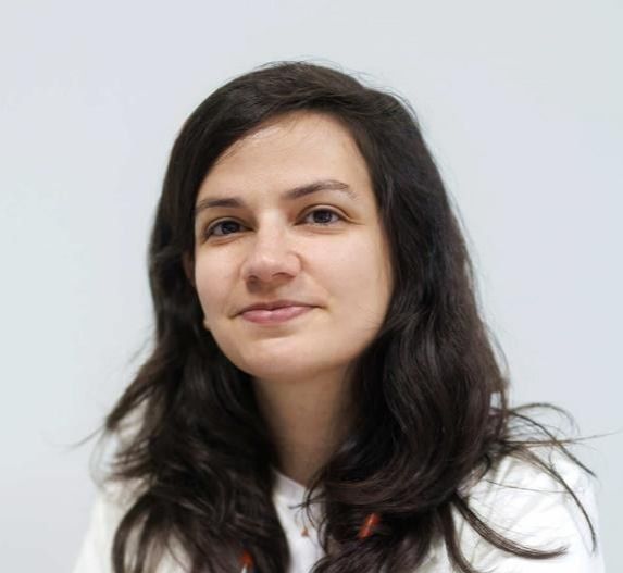 Ece Yiğitbaşı-0