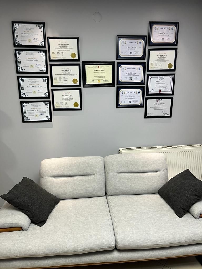 Elçim Gülce Güzel-3