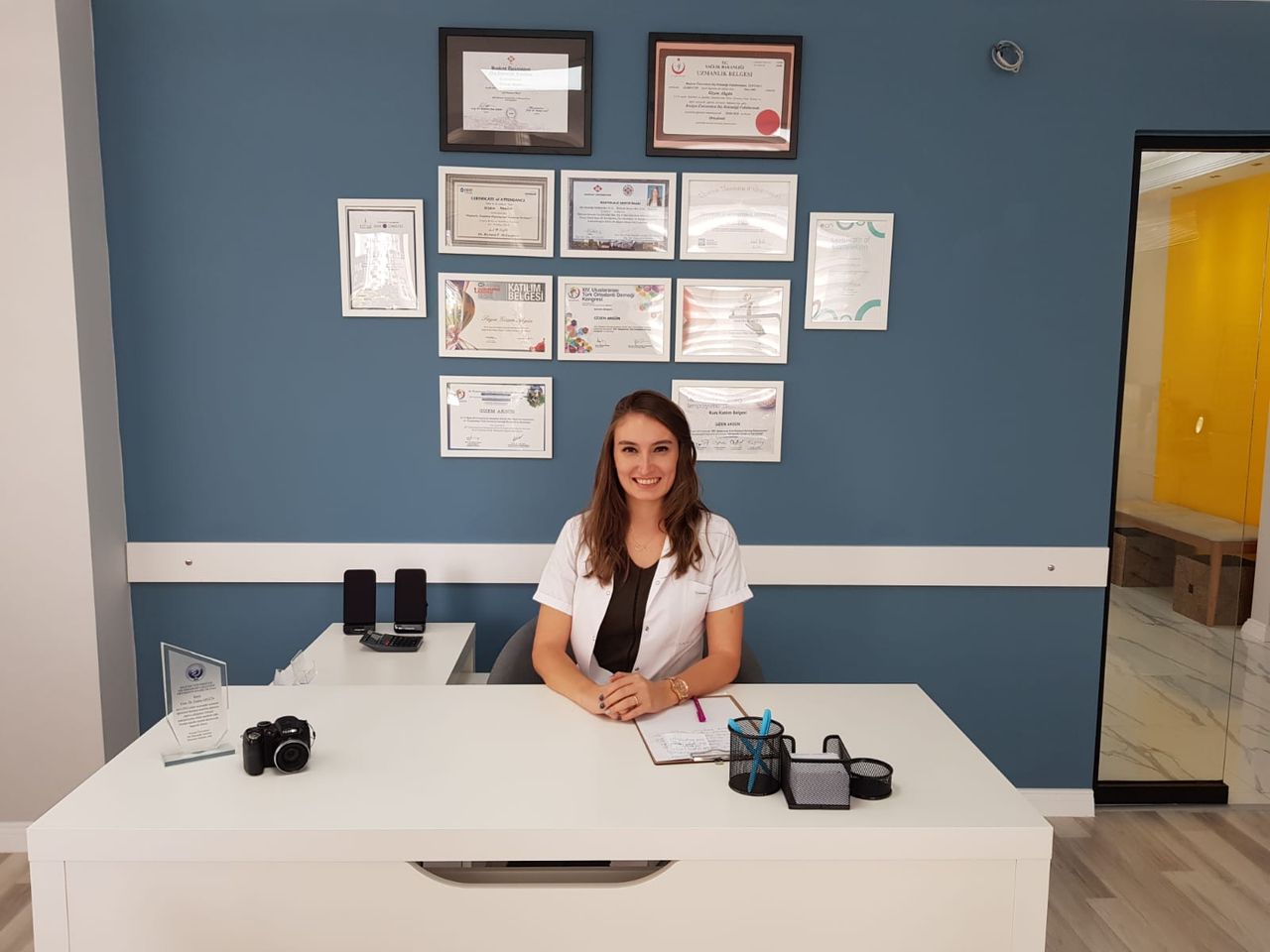 Gizem Akgün Karslı-1