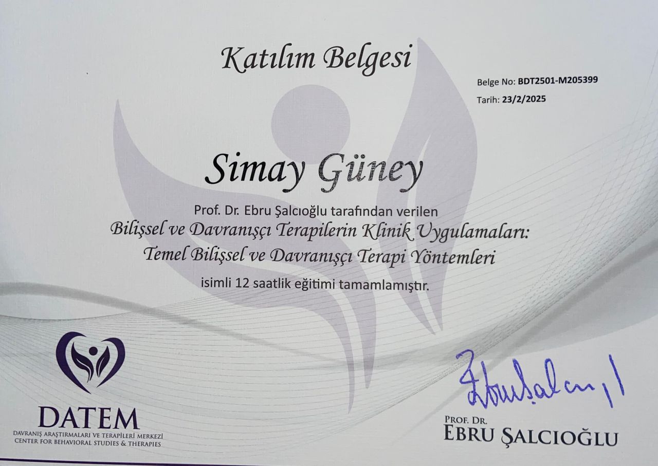 Simay Güney-14
