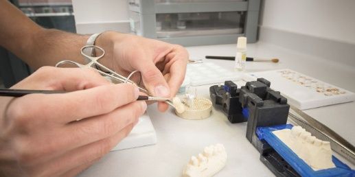 Docteur-Médecine Stomatologie Madalina J.dordea-4