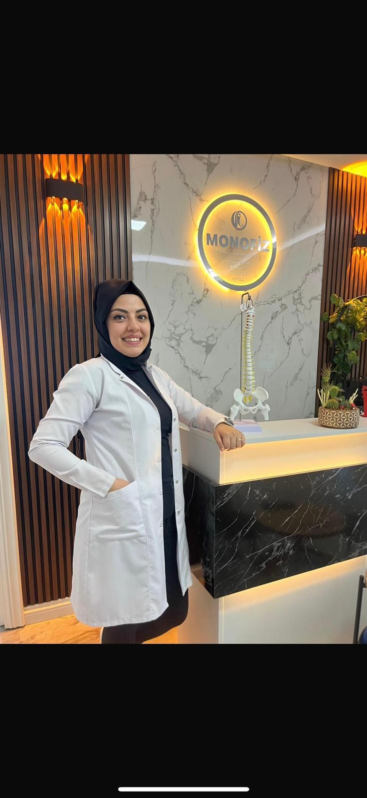 Büşra Postallı Yörük-0