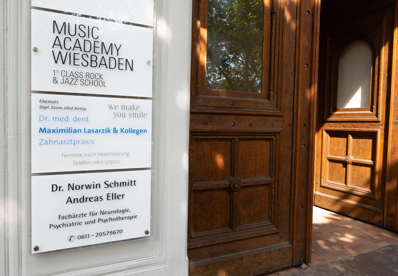 Maximilian Lasarzik-8