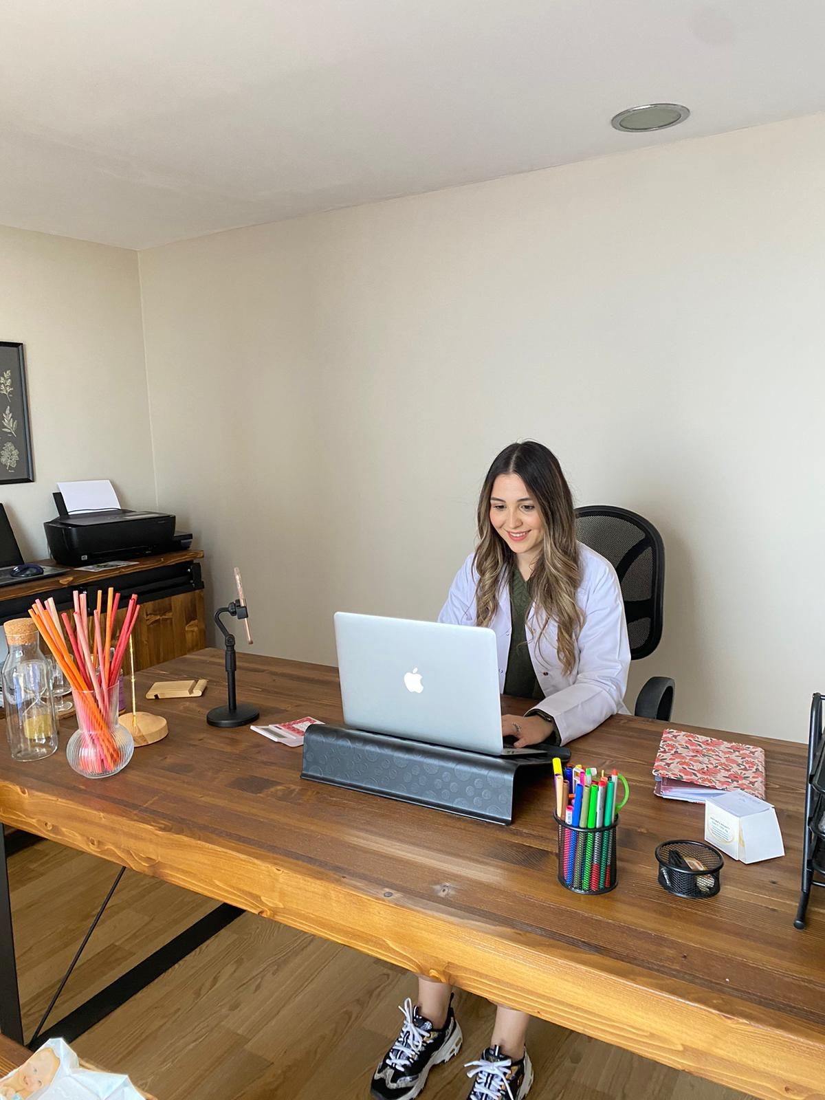 Simay Yağcı Önen-2