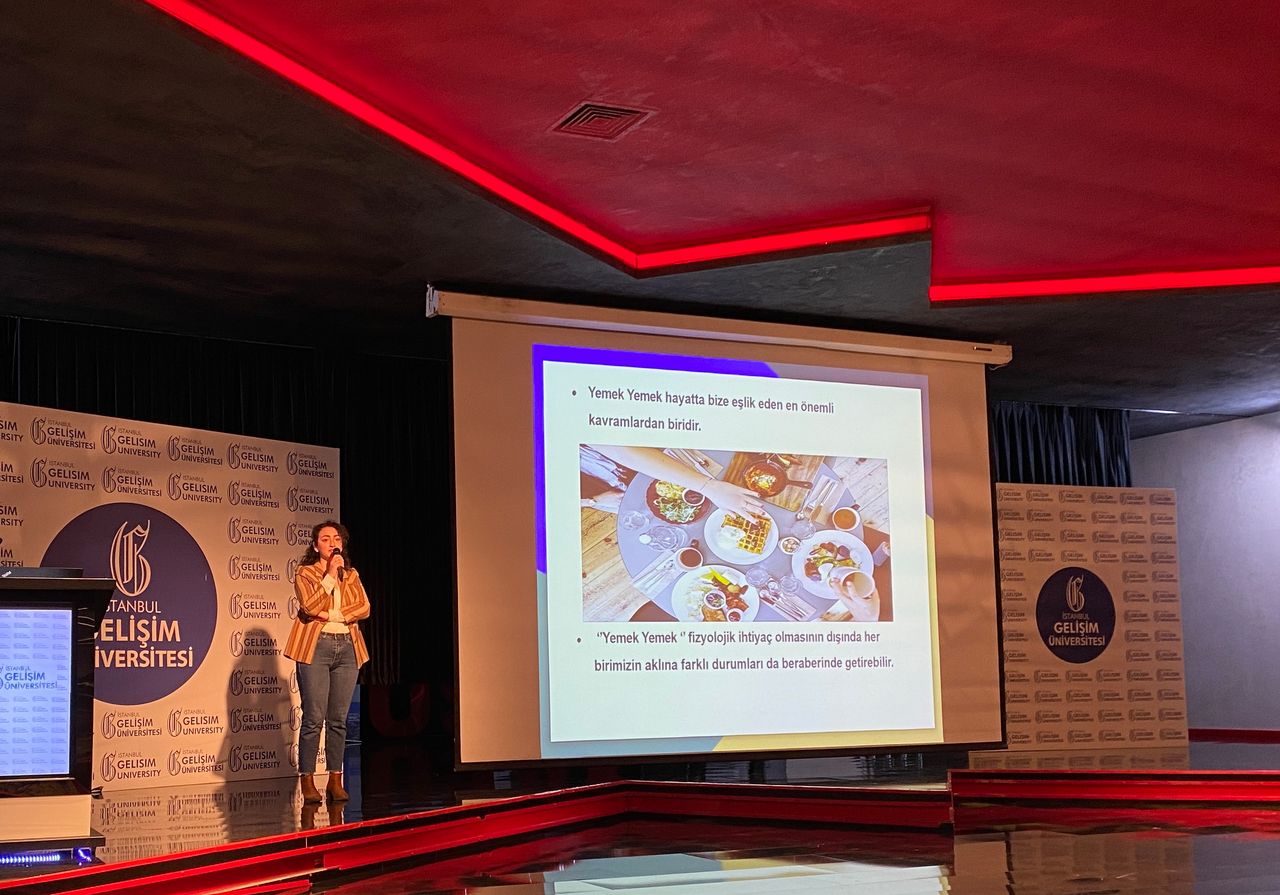 Arife Özlem Güngör Genç-16