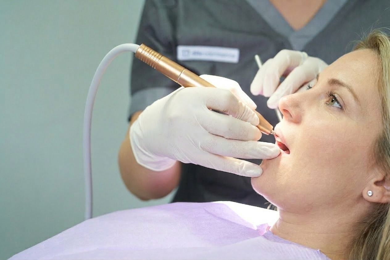 Riunito Igiene Élite Odontoiatrica Magenta-0