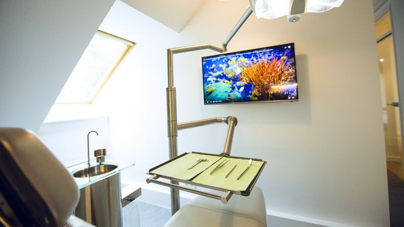 Dr. Dent. Adrienne Szy-Yamaguchi-3