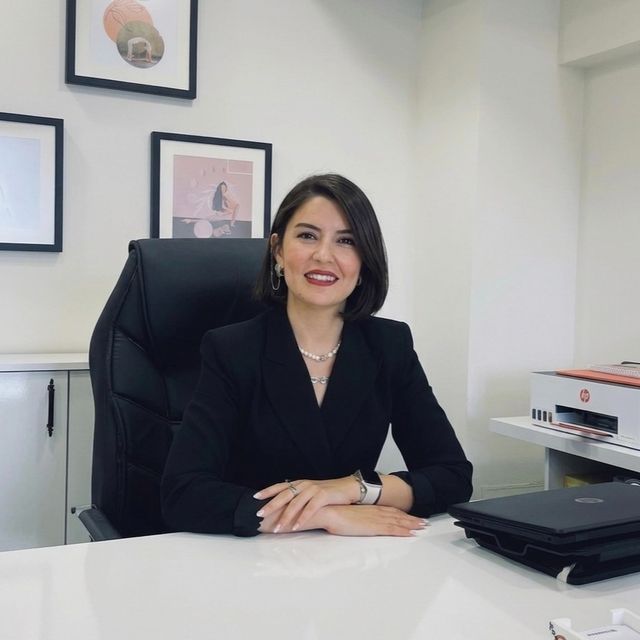 Meltem Arslan Akyüz-0