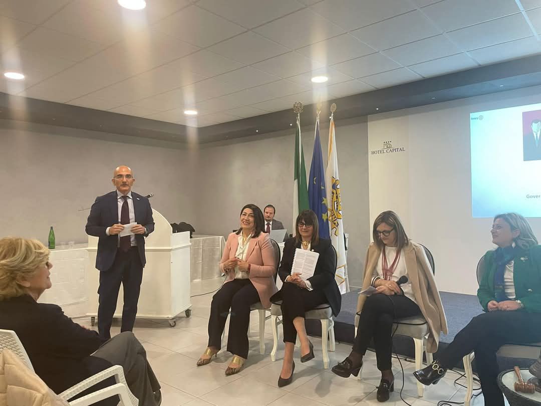 Gabriela Bellissimo-2