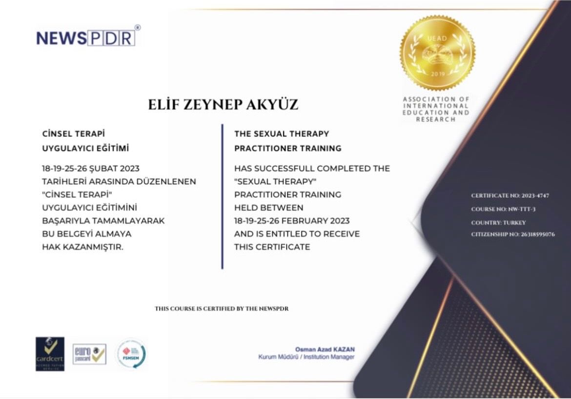 Elif Zeynep Akyüz-1