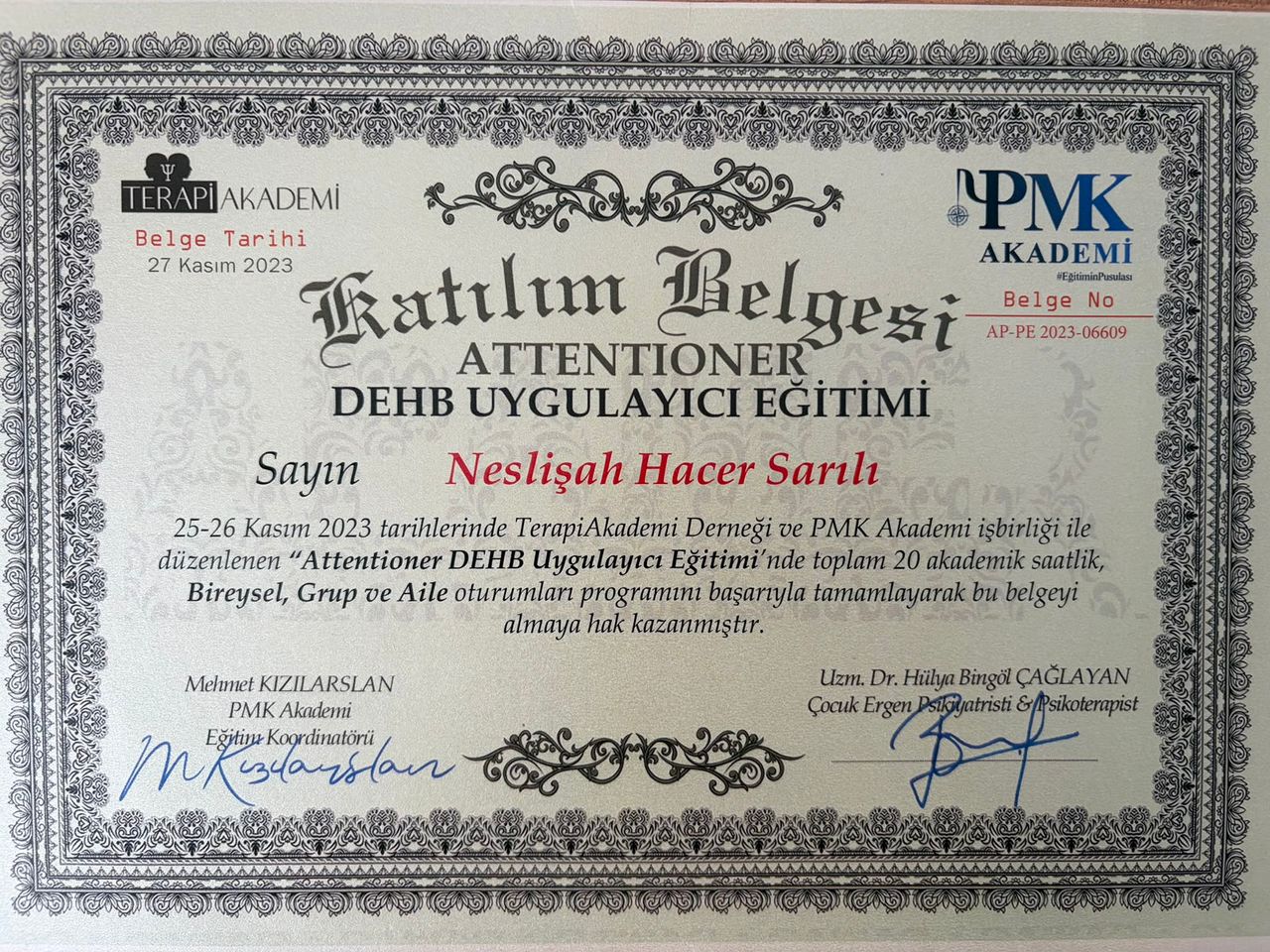 Neslişah Sarılı-4