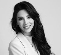 Hande Naziksoy-0