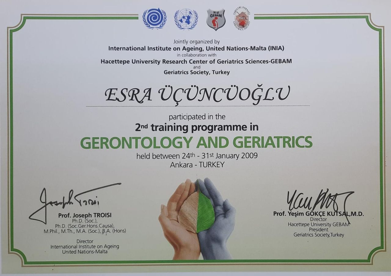 Esra Üçüncüoğlu-5