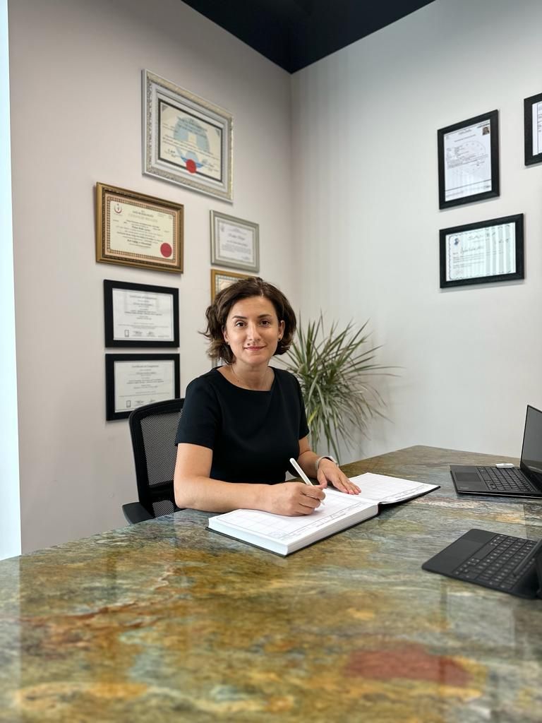 Özlem Helin Çarkcı-1