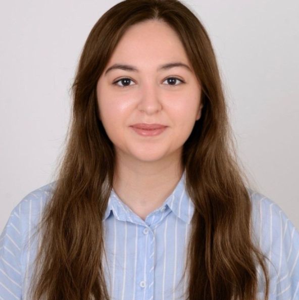 Zeynepnur Kulaksız-0