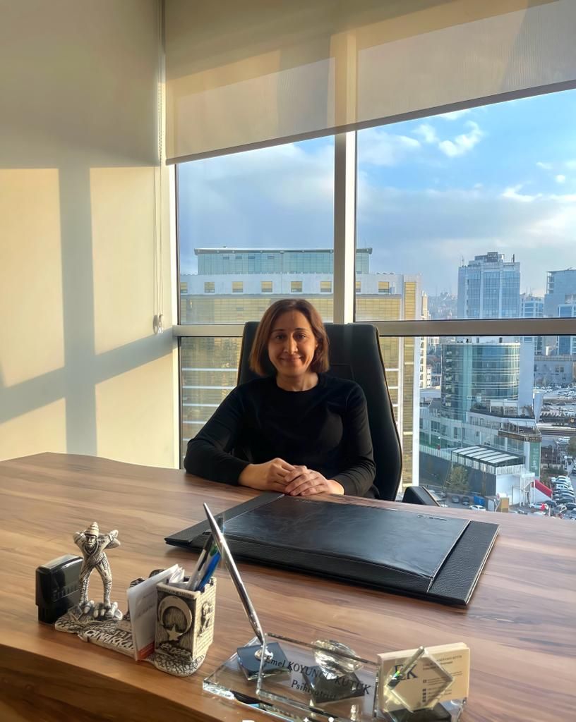 Emel Koyuncu Kütük-5