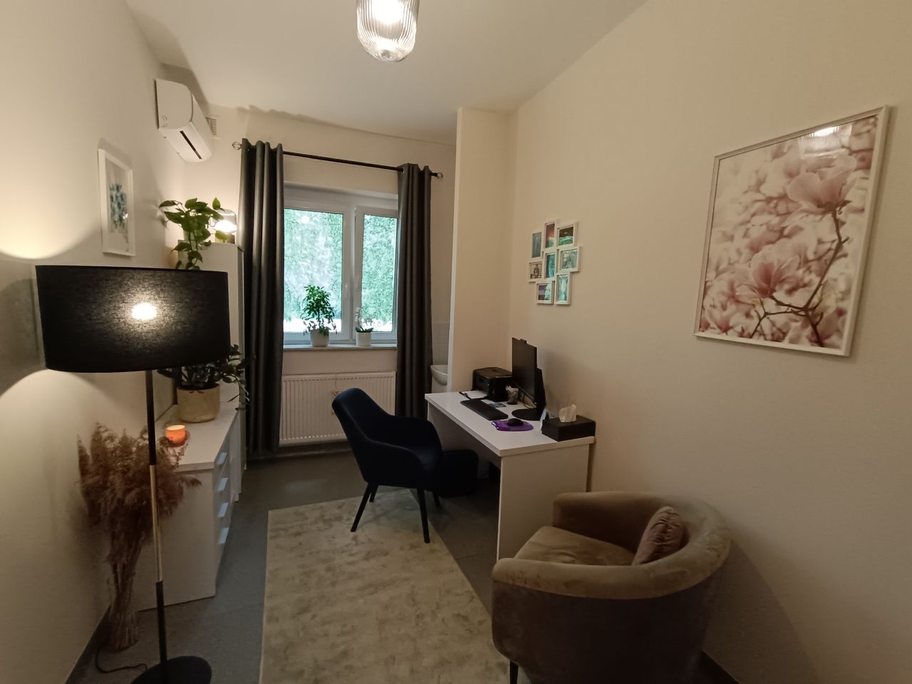 Alexander Kapturski-0