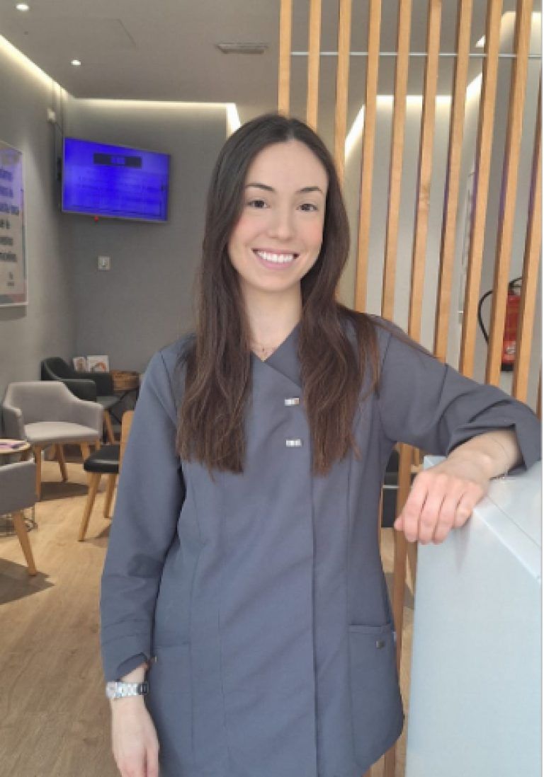 Ana Marmaneu Menero-0