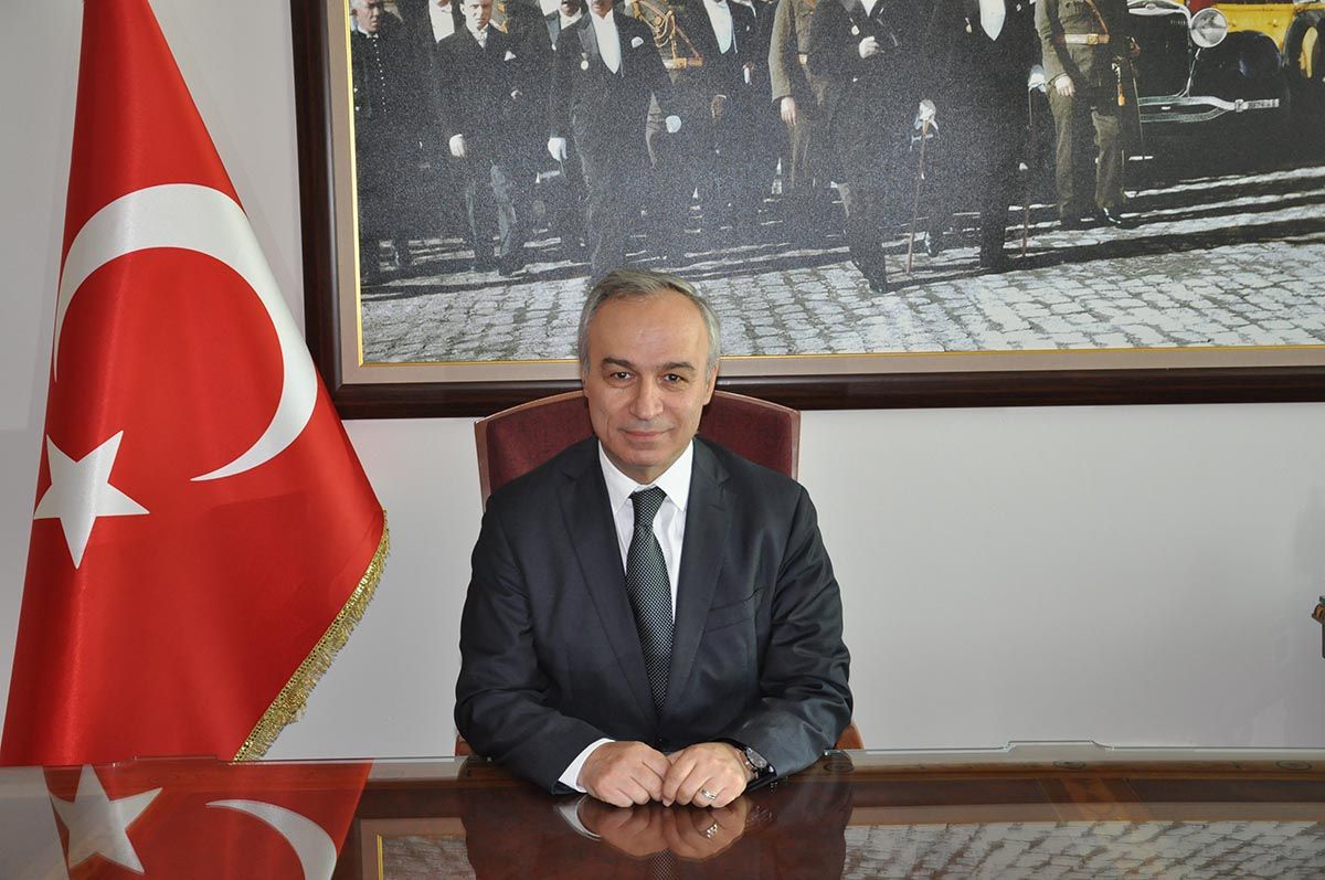 Ali Nihat Ofluoğlu-0