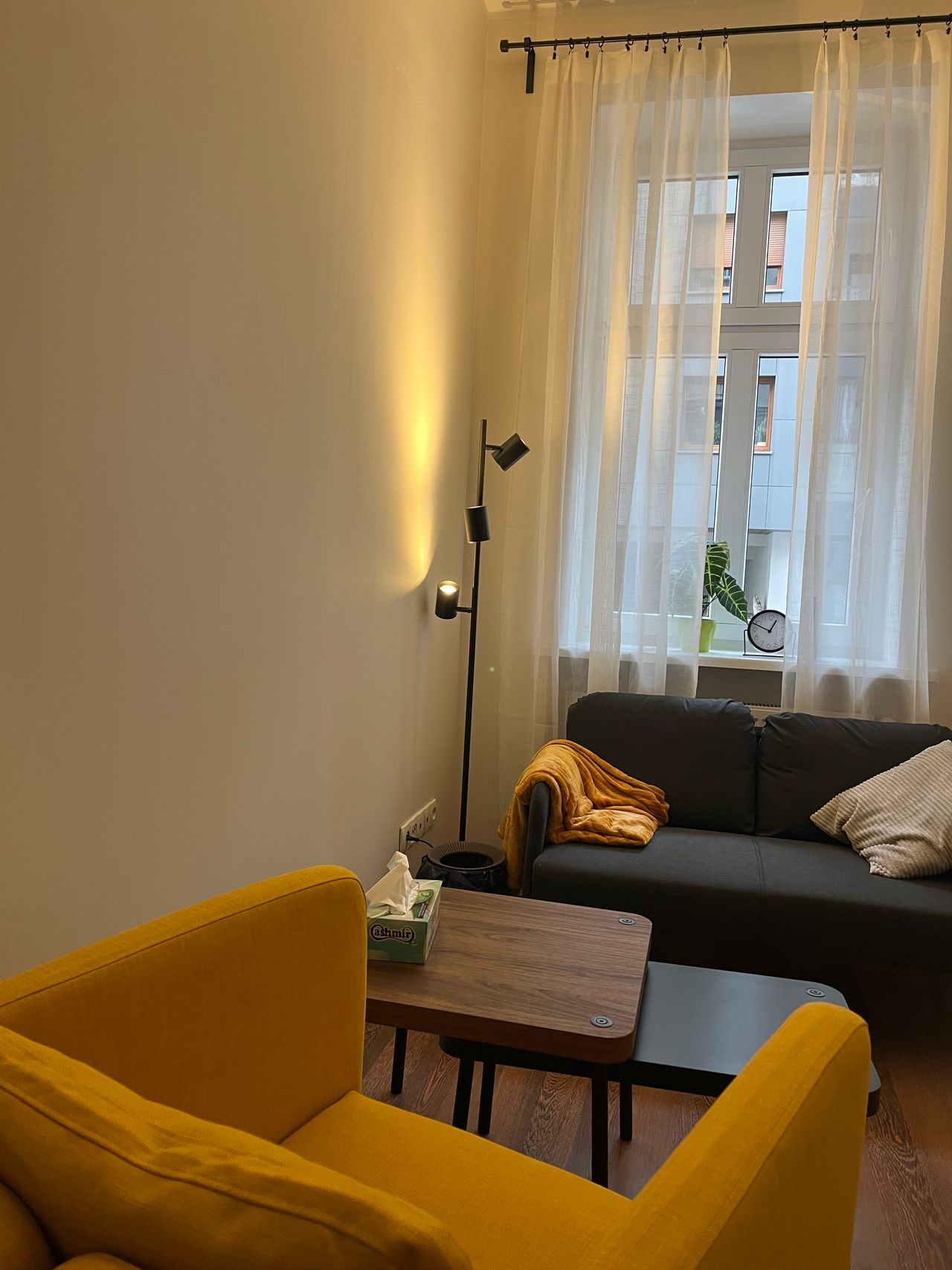 Monika Domska-Brzozowska -10