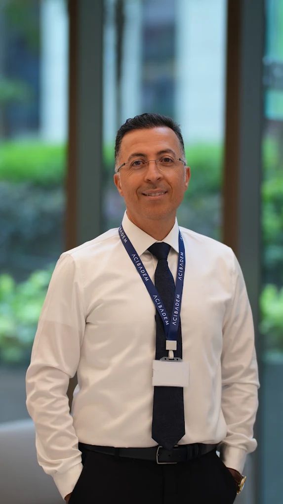 Özgür Çakmak-1