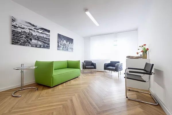 Anna-Victoria Von Laer-1