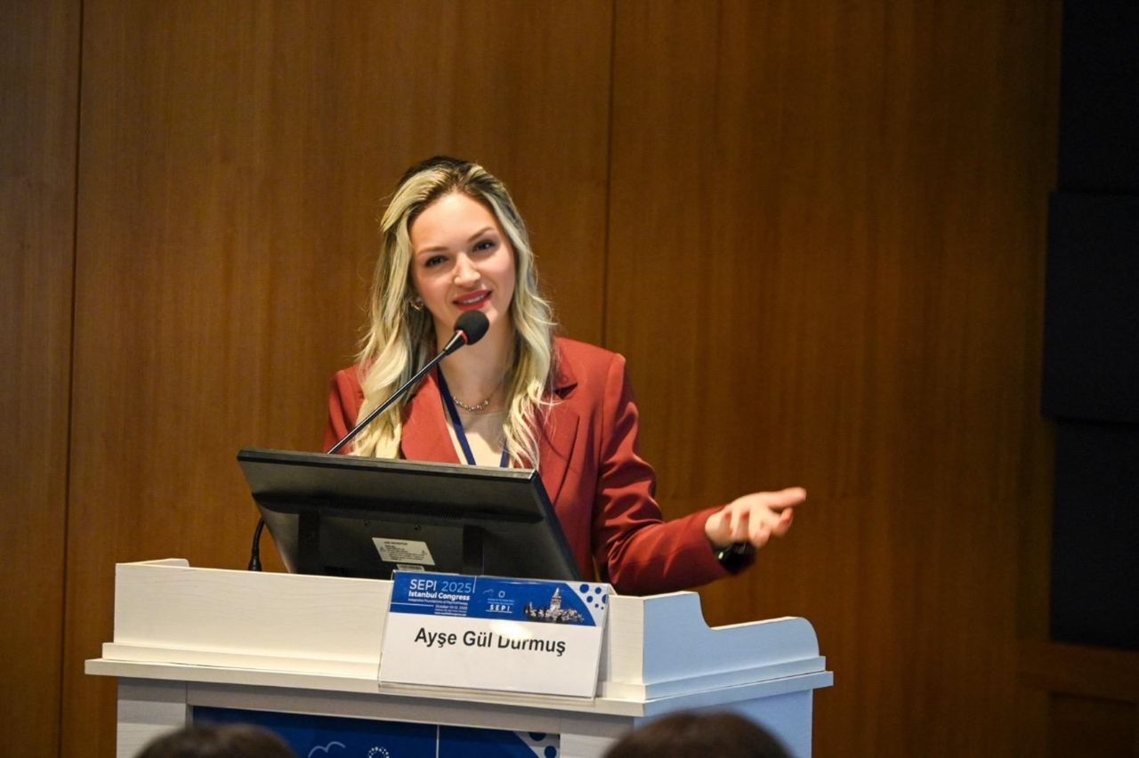 Ayşe Gül Durmuş-10